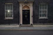 英首相府：美关税政策将影响英国 或采取报复措施