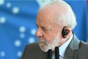 巴西总统卢拉再次接受头部手术后已苏醒 目前情况平稳