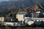 美国加州山火持续逼近！NASA喷气推进实验室暂时关闭