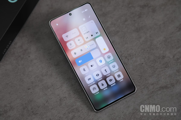 iQOO Z9 Turbo+评测:性能再进阶 游戏党的不二之选