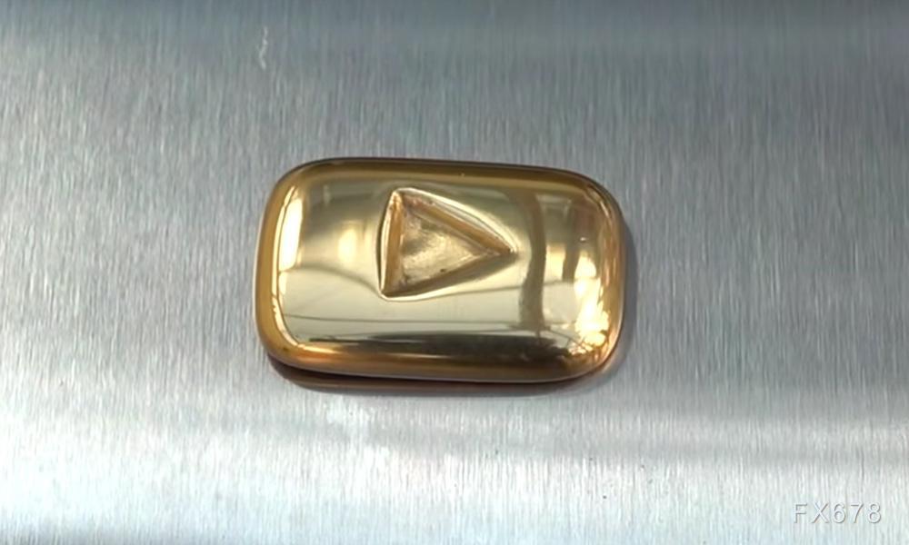 金价续涨一度触及2670再创纪录新高,分析师:没有放弃上涨的迹象