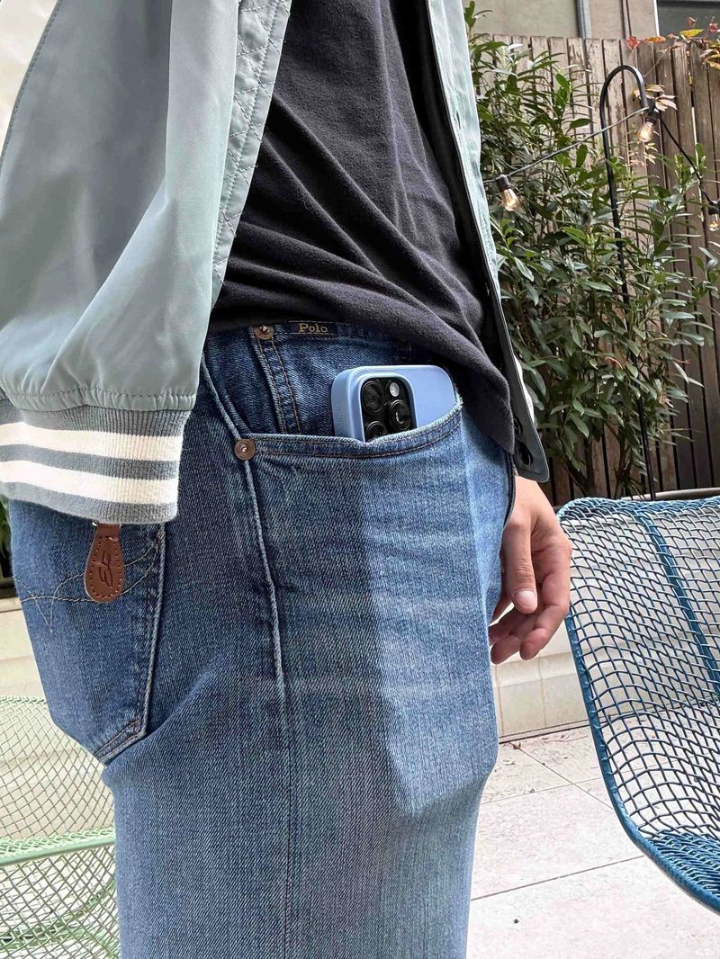 第二代 Clicks 键盘上手:苹果 iPhone 16 Pro / Max 最佳输入伴侣,每次按击都有“黑莓”感