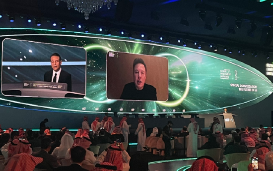 马斯克:希望特朗普能赢 计划两年内向火星发射星际飞船