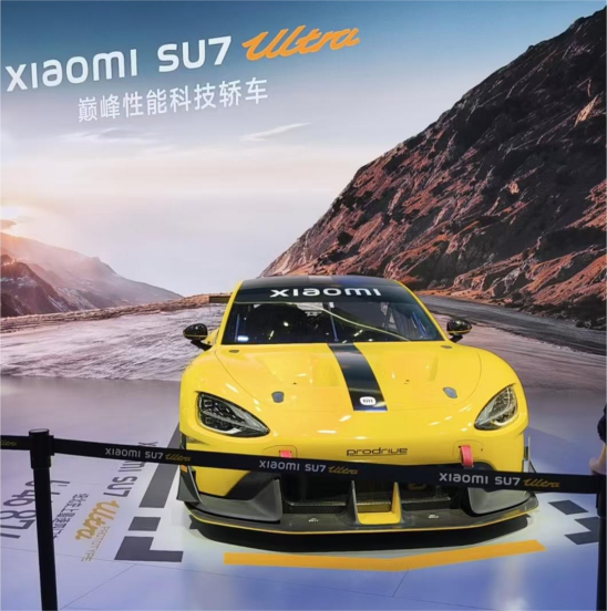 直击广州车展:雷军的车“很亮眼”,但余承东的车“更神秘” | 次世代车研所