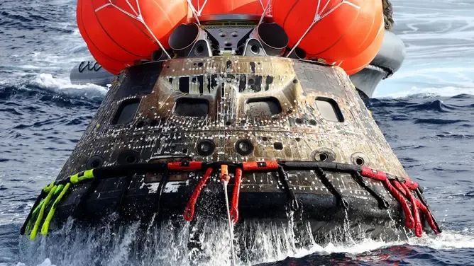 枢密院十号:美国登月又推迟,马斯克能救得了吗?