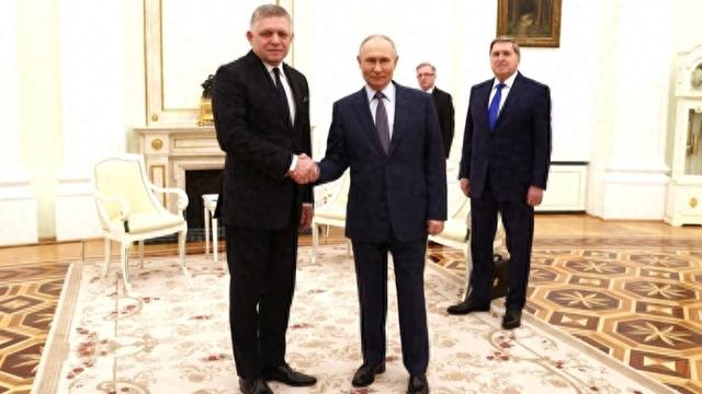 罕见!一位欧盟国家领导人,突访俄罗斯见了普京