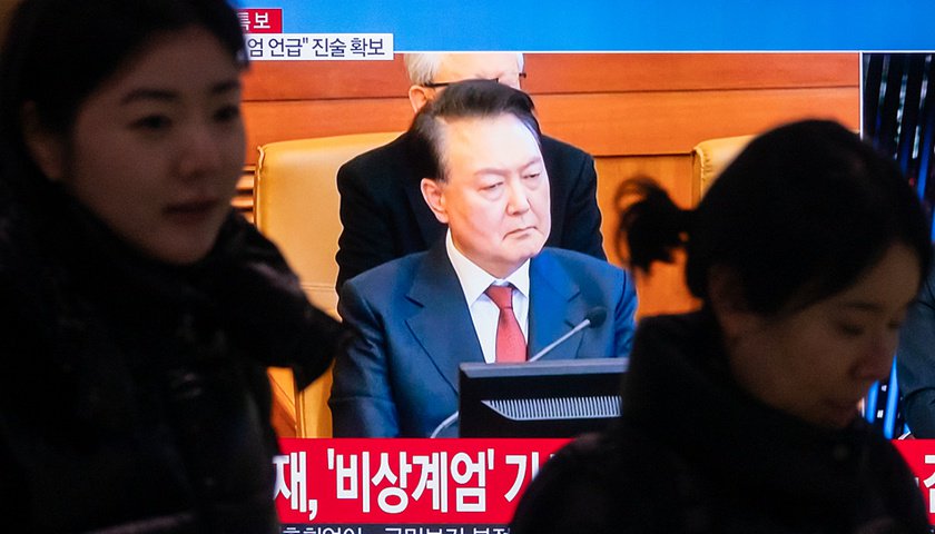 成韩国首位被起诉的现任总统,尹锡悦将在拘留所过年