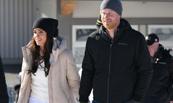 美媒:特朗普称对驱逐哈里王子不感兴趣,“他和他妻子的问题已经够多了”