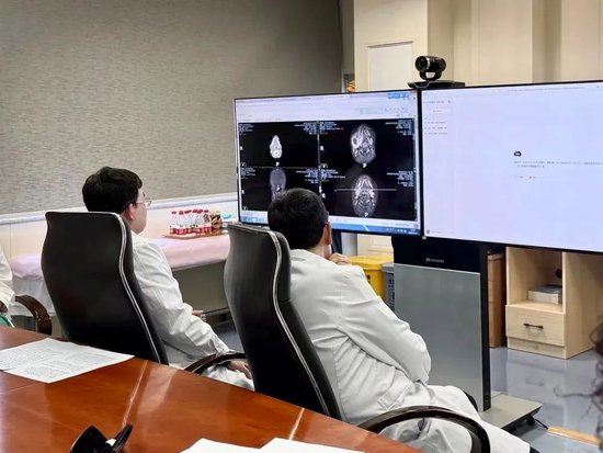 国内首个!AI儿科医生来了