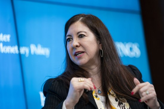 美联储理事Kugler:通胀面临上行风险 应维持利率不变