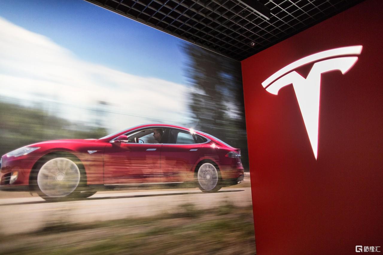腰斩!特斯拉口碑崩了