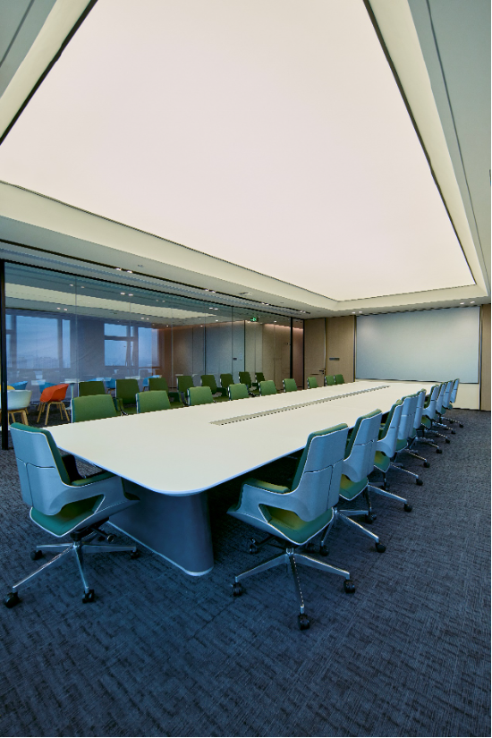 焕新起航!光峰科技总部大厦全新揭幕