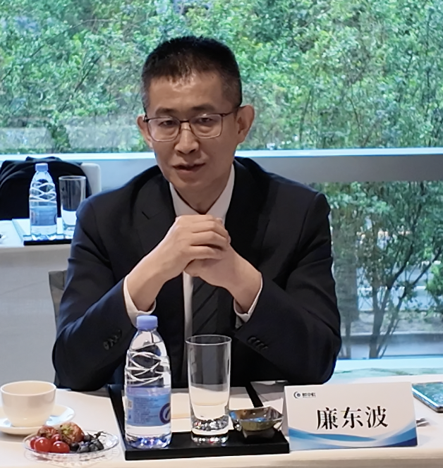 解读疾病防治要点!协和医院等多位三甲医院专家做客《财中社》大健康沙龙,共话科学健康管理
