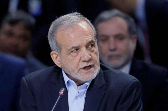 伊朗总统最新表态:特朗普同时提“和平”和“威胁”,我们应该相信哪一个?