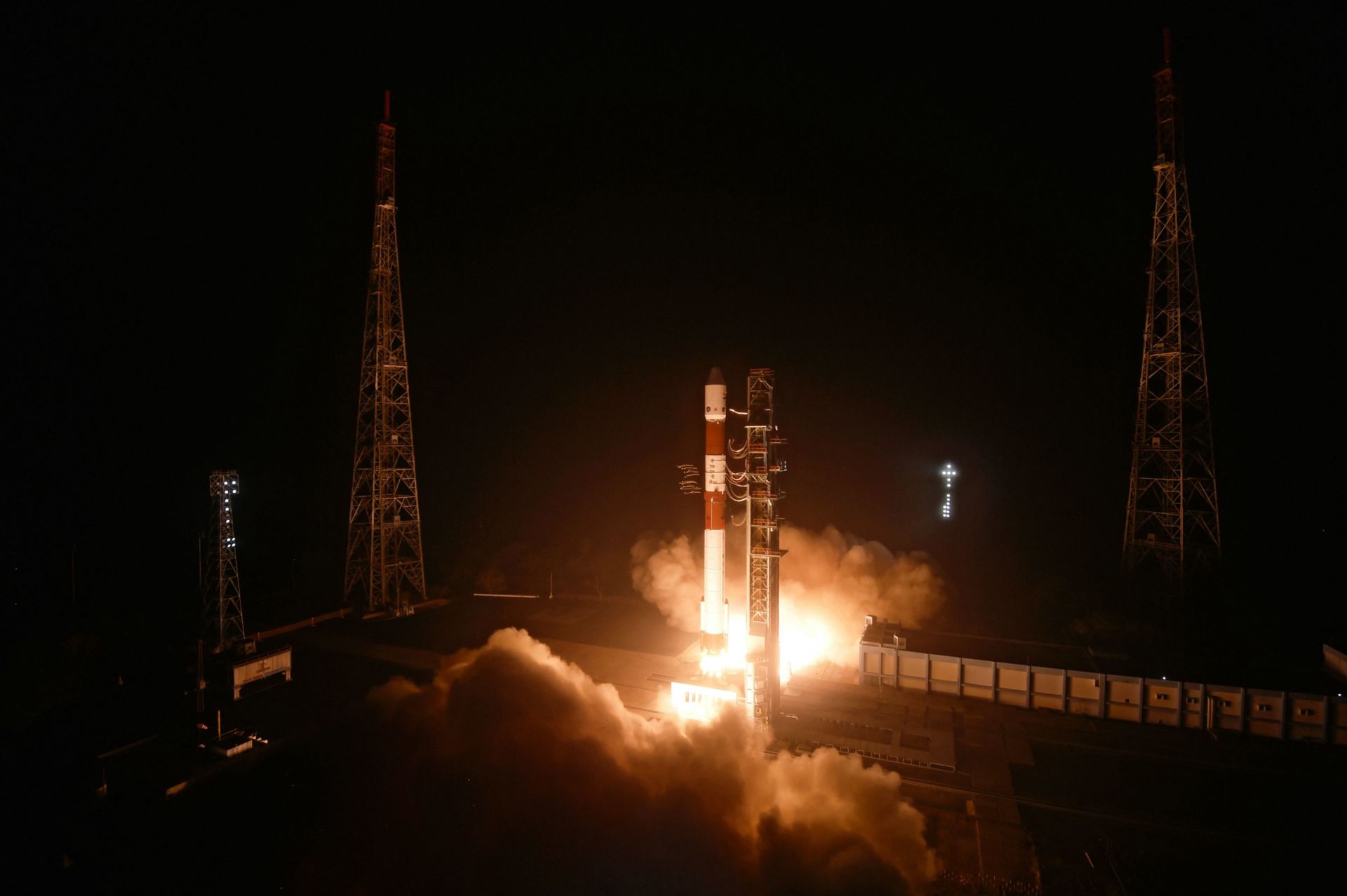 美政府想“断供”SpaceX,结果发现离不开了!