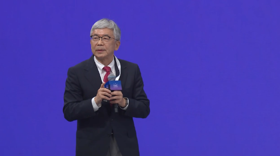 直击WAIC | 中国工程院院士郑南宁:幻觉成为制约大模型可靠性与实用性的关键问题之一