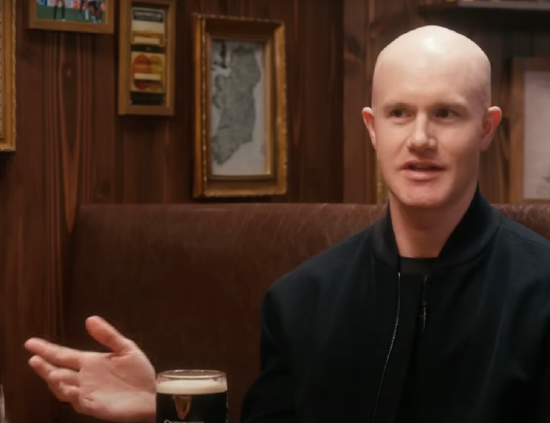 Coinbase CEO:开除了一些不按要求使用AI的员工