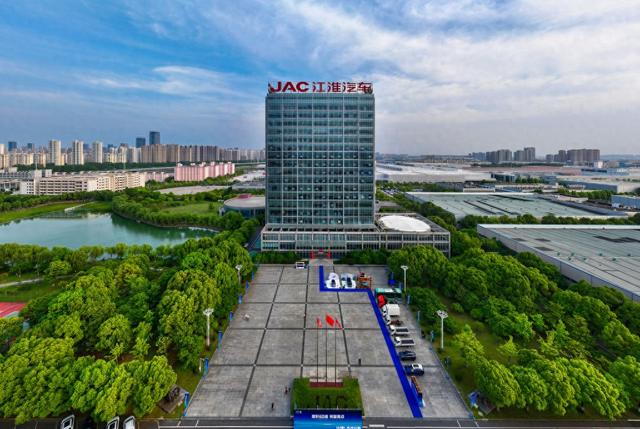 江淮汽车上半年净亏逾7亿元:高端新能源车项目尚无规模效益