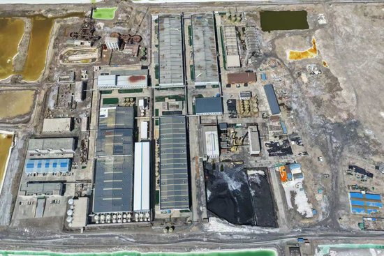 触目惊心！青海一企业非法填埋万吨危废