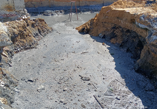 触目惊心！青海一企业非法填埋万吨危废