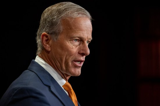 特朗普对政府关门风险不以为然:要是不得不关,那就关吧